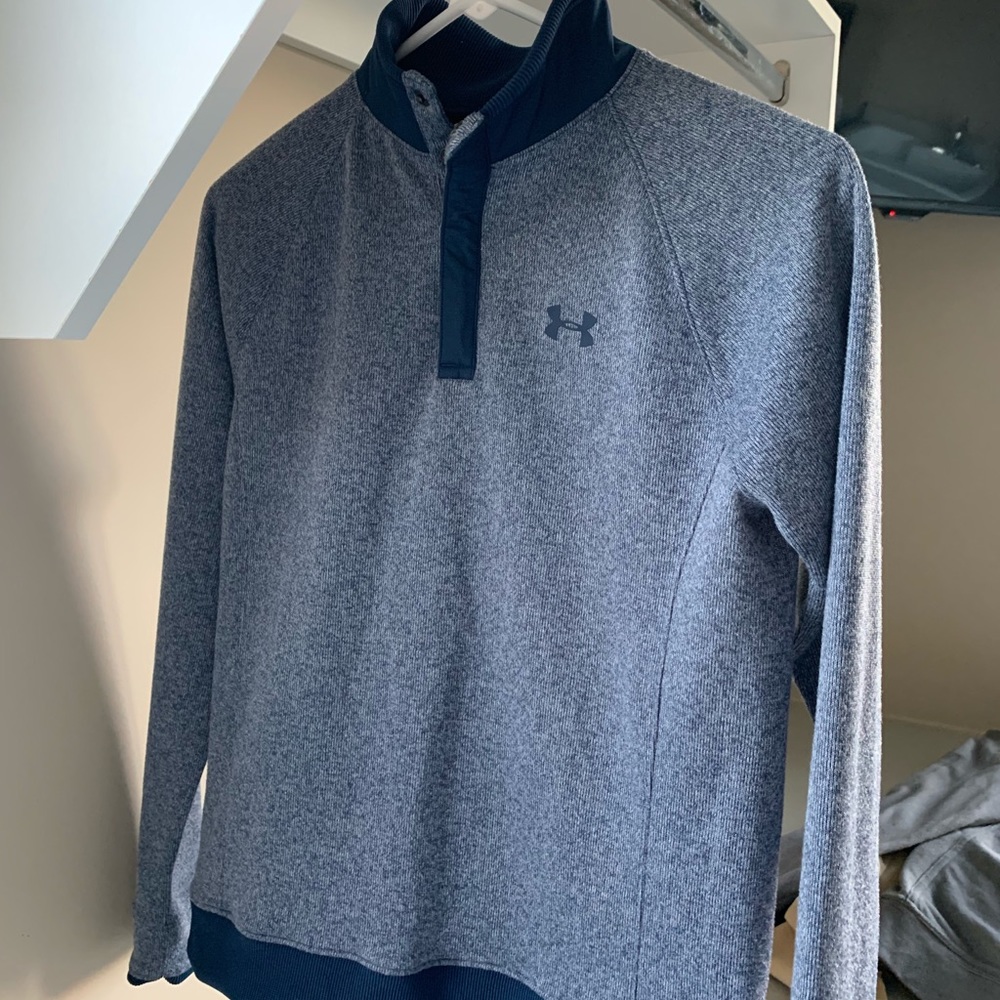 boys under armour sweater YLarge